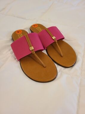 Pink Elastic Band Toe-Post Sandals by Italian Shoemakers